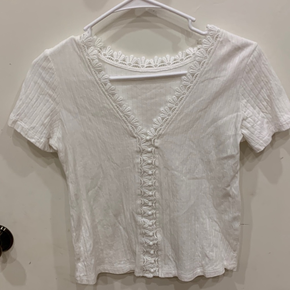 Cute white shirt